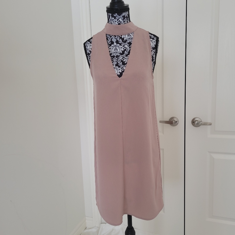 Pink dress